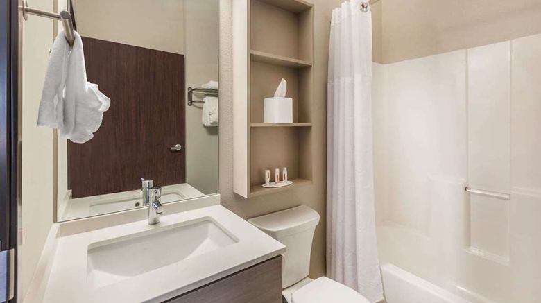 <b>Microtel Inn & Suites by Wyndham Perry Room</b>. Images powered by <a href="https://iceportal.shijigroup.com/" title="IcePortal" target="_blank">IcePortal</a>.