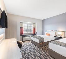 Microtel Inn & Suites by Wyndham Perry Room