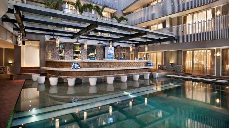 Ramada by Wyndham Bali Sunset Road Kuta Restaurant