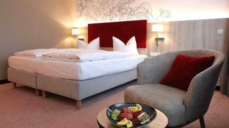 <b>Best Western Hotel Erfurt-Apfelstaedt Suite</b>. Images powered by <a href="https://iceportal.shijigroup.com/" title="IcePortal" target="_blank">IcePortal</a>.