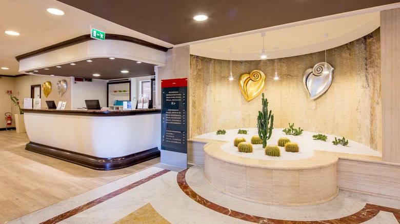 <b>Best Western Plus Tower Hotel Bologna Lobby</b>. Images powered by <a href="https://iceportal.shijigroup.com/" title="IcePortal" target="_blank">IcePortal</a>.