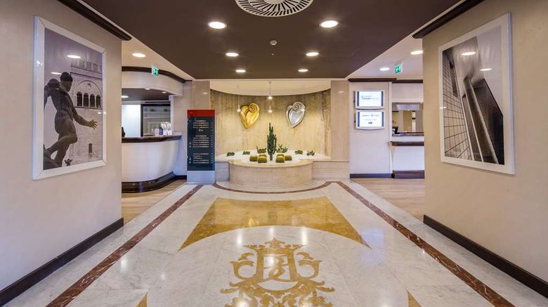 <b>Best Western Plus Tower Hotel Bologna Lobby</b>. Images powered by <a href="https://iceportal.shijigroup.com/" title="IcePortal" target="_blank">IcePortal</a>.