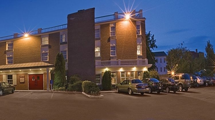 John Carver Inn & Spa Exterior