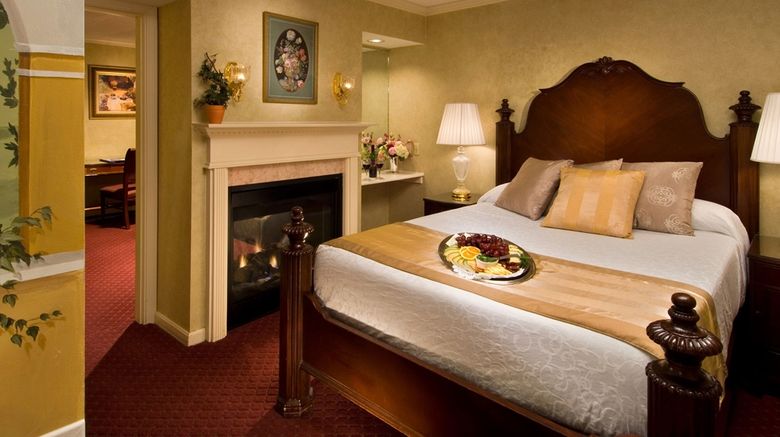 <b>John Carver Inn & Spa Suite</b>. Images powered by <a href="https://iceportal.shijigroup.com/" title="IcePortal" target="_blank">IcePortal</a>.