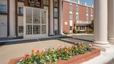 John Carver Inn & Spa Exterior