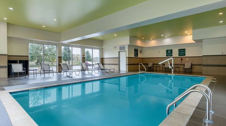 La Quinta Inn & Suites Morgantown Pool