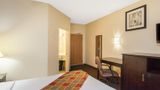 Travelodge Romulus Detroit Airport Room
