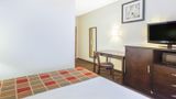 Travelodge Romulus Detroit Airport Room