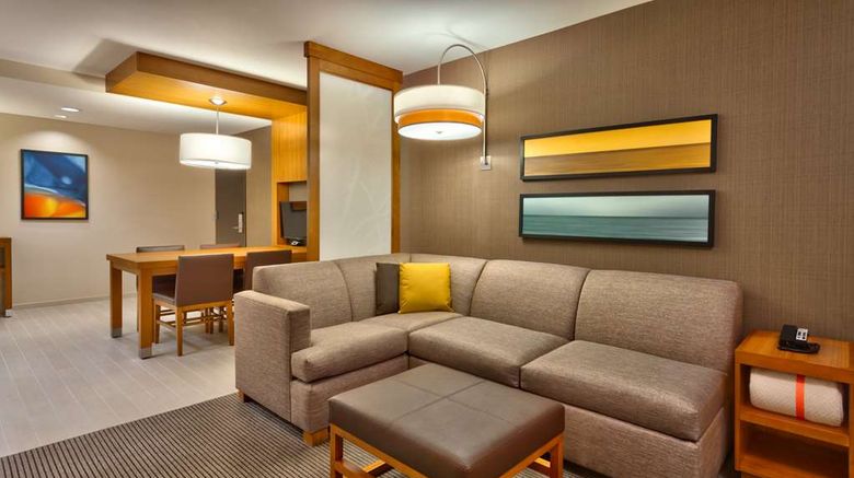 <b>Hyatt Place Salt Lake City Farmington Room</b>. Images powered by <a href="https://iceportal.shijigroup.com/" title="IcePortal" target="_blank">IcePortal</a>.