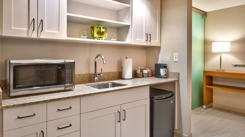 <b>Hyatt Place Salt Lake City Farmington Suite</b>. Images powered by <a href="https://iceportal.shijigroup.com/" title="IcePortal" target="_blank">IcePortal</a>.