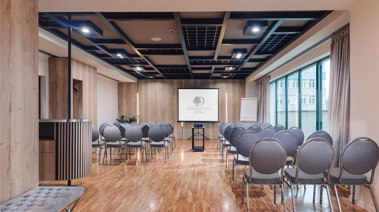 DoubleTree by Hilton Cluj-City Plaza Meeting
