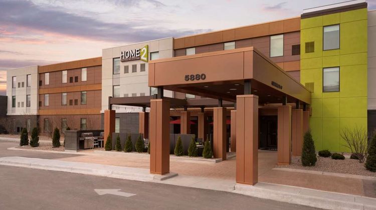 Home2 Suites by Hilton Milwaukee Airport Exterior