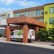 Home2 Suites by Hilton Milwaukee Airport