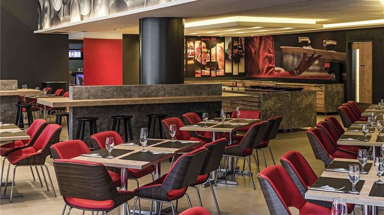 <b>Ibis Santos Valongo Restaurant</b>. Images powered by <a href="https://iceportal.shijigroup.com/" title="IcePortal" target="_blank">IcePortal</a>.