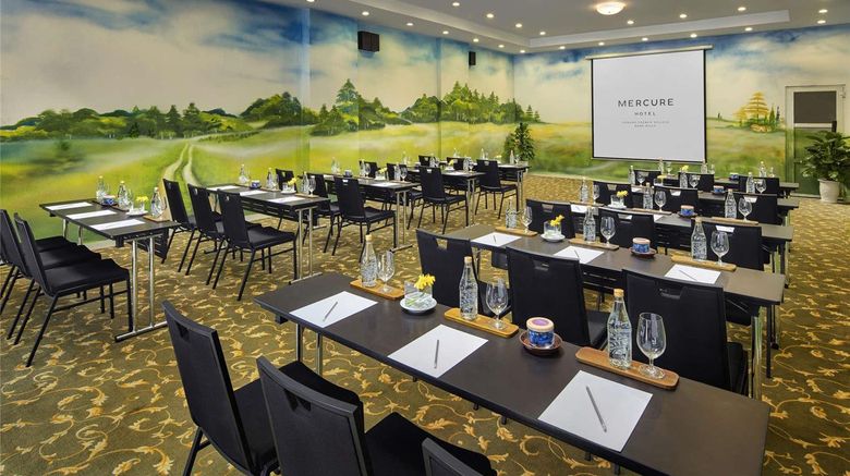 <b>Mercure DaNang French Village Bana Hills Meeting</b>. Images powered by <a href="https://iceportal.shijigroup.com/" title="IcePortal" target="_blank">IcePortal</a>.