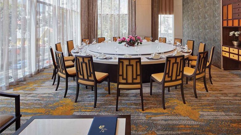 <b>Mercure Singapore Bugis Restaurant</b>. Images powered by <a href="https://iceportal.shijigroup.com/" title="IcePortal" target="_blank">IcePortal</a>.