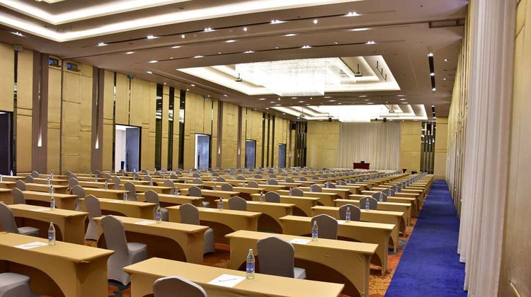 Best Western Plus Wanda Grand Hotel Ballroom