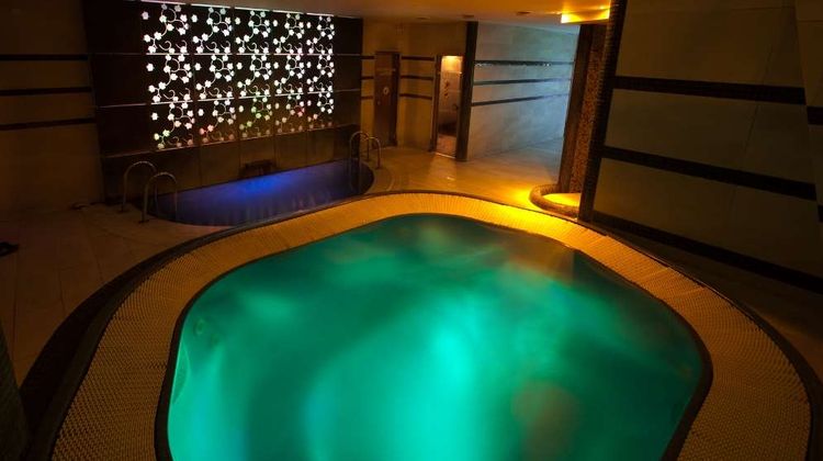 LH Hotel & Spa Pool
