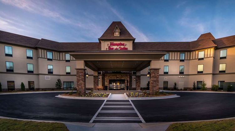 Hampton Inn & Suites Braselton Exterior