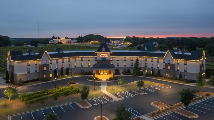 Hampton Inn & Suites Braselton Exterior