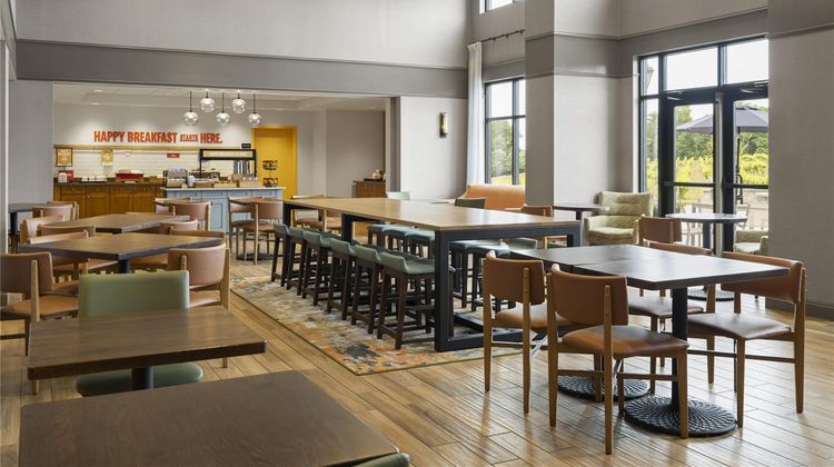 Hampton Inn & Suites Braselton Restaurant