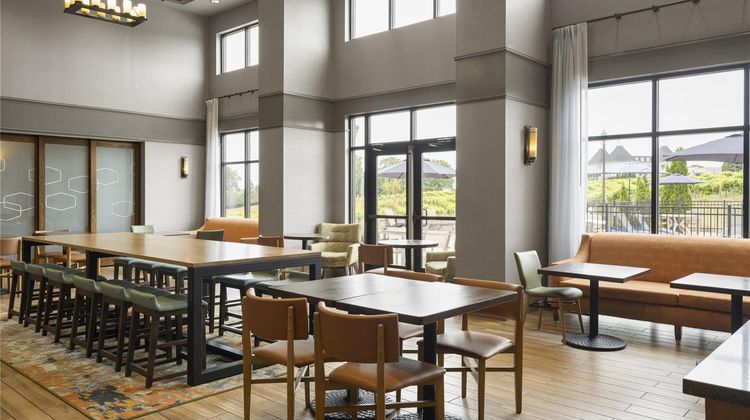 Hampton Inn & Suites Braselton Lobby