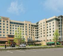 Embassy Suites by Hilton Berkeley Heights Exterior