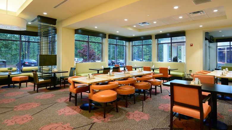 <b>Hilton Garden Inn Greensboro Airport Restaurant</b>. Images powered by <a href="https://iceportal.shijigroup.com/" title="IcePortal" target="_blank">IcePortal</a>.