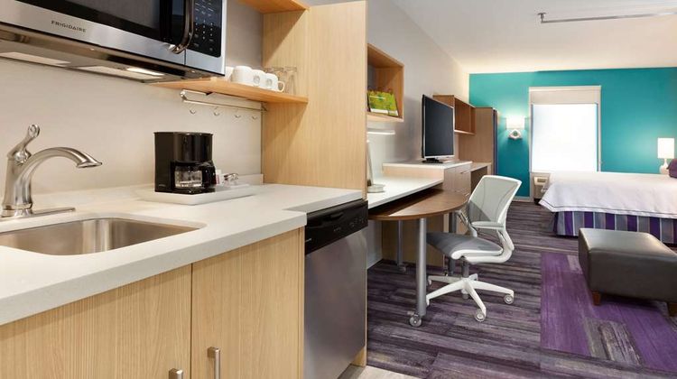 Home2 Suites by Hilton West Monroe Room