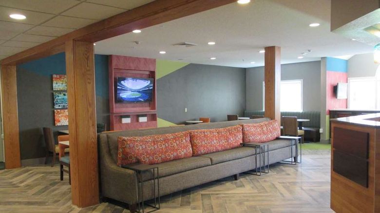 <b>Best Western Plus Enola/Harrisburg Lobby</b>. Images powered by <a href="https://iceportal.shijigroup.com/" title="IcePortal" target="_blank">IcePortal</a>.