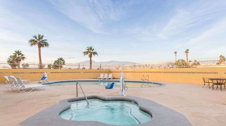 Days Inn by Wyndham, Indio Pool