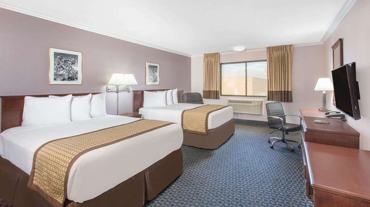 Days Inn by Wyndham, Indio Room