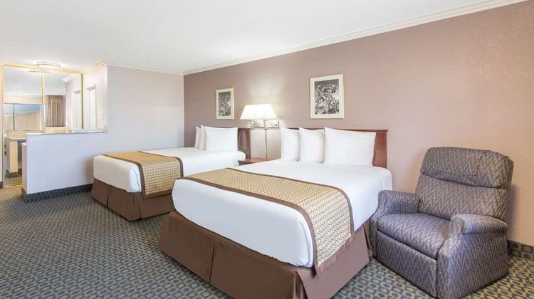 Days Inn by Wyndham, Indio Room