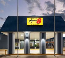 Super 8 Buffalo Exterior