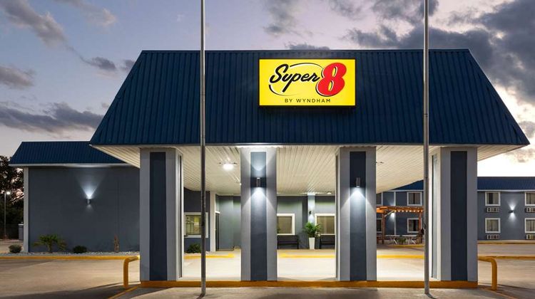 Super 8 Buffalo Exterior