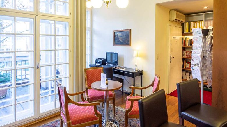 <b>Hotel SPIESS & SPIESS Apartement-Pension Lobby</b>. Images powered by <a href="https://iceportal.shijigroup.com/" title="IcePortal" target="_blank">IcePortal</a>.