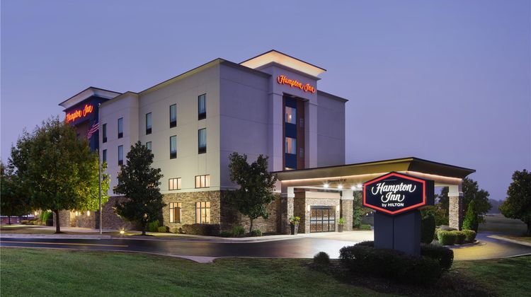 Hampton Inn Waynesboro Exterior