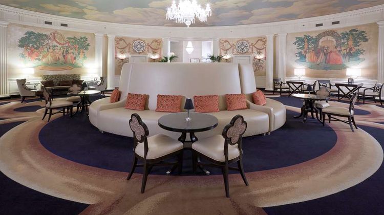 Hotel Roanoke & Conf Ctr, Curio Coll Lobby
