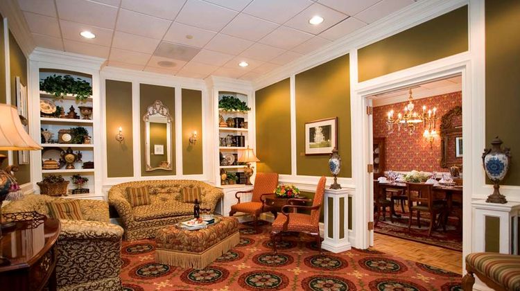 Hotel Roanoke & Conf Ctr, Curio Coll Lobby
