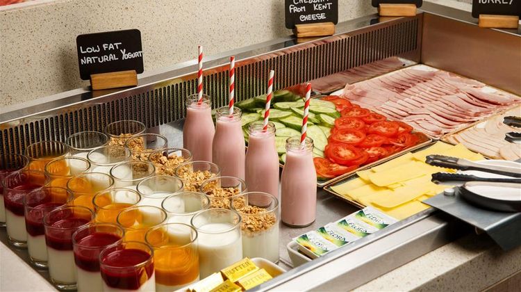 Ibis Styles London Ealing Restaurant