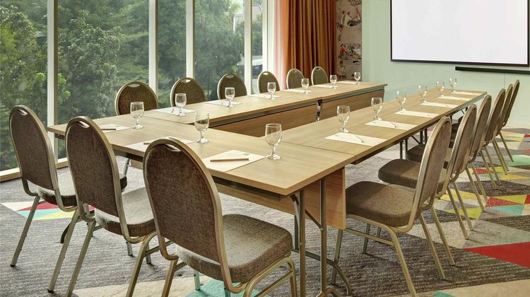 Ibis Styles Makassar Sam Ratulangi Meeting