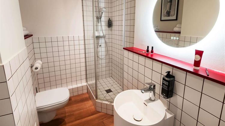 Ibis Styles Rouen Centre Cathedrale Exterior