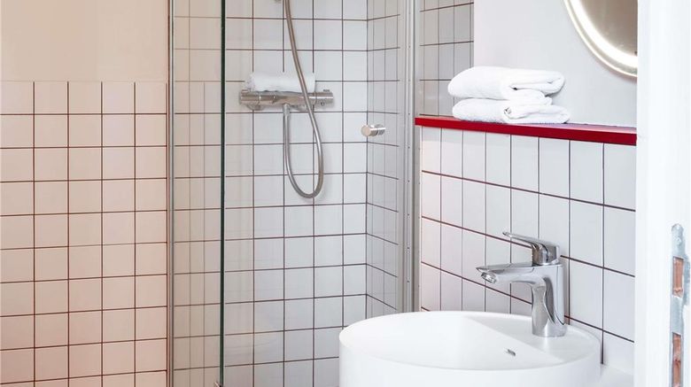 <b>Ibis Styles Rouen Centre Cathedrale Room</b>. Images powered by <a href="https://iceportal.shijigroup.com/" title="IcePortal" target="_blank">IcePortal</a>.