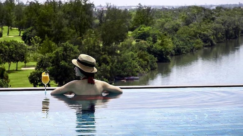 <b>Pullman Miri Waterfront Pool</b>. Images powered by <a href="https://iceportal.shijigroup.com/" title="IcePortal" target="_blank">IcePortal</a>.
