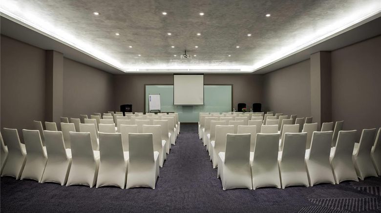 <b>Pullman Miri Waterfront Meeting</b>. Images powered by <a href="https://iceportal.shijigroup.com/" title="IcePortal" target="_blank">IcePortal</a>.