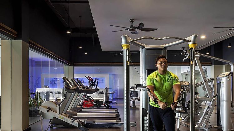 Pullman Miri Waterfront Health