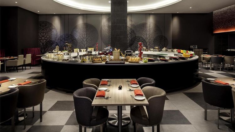 Pullman Miri Waterfront Restaurant