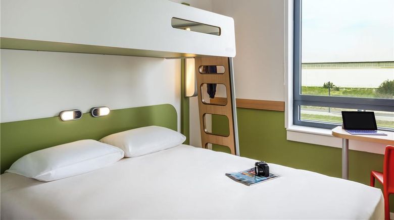 <b>Ibis Budget Orly Aeroport Room</b>. Images powered by <a href="https://iceportal.shijigroup.com/" title="IcePortal" target="_blank">IcePortal</a>.