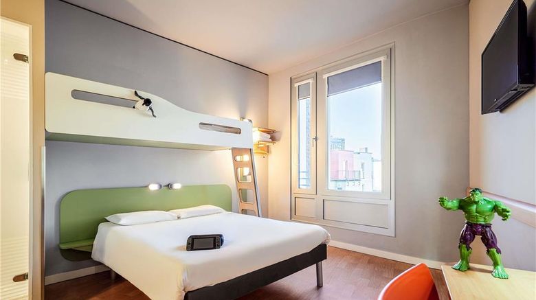 <b>Ibis Budget Frankfurt City Ost Room</b>. Images powered by <a href="https://iceportal.shijigroup.com/" title="IcePortal" target="_blank">IcePortal</a>.