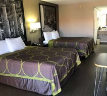 Super 8 Orangeburg Near i26 Room